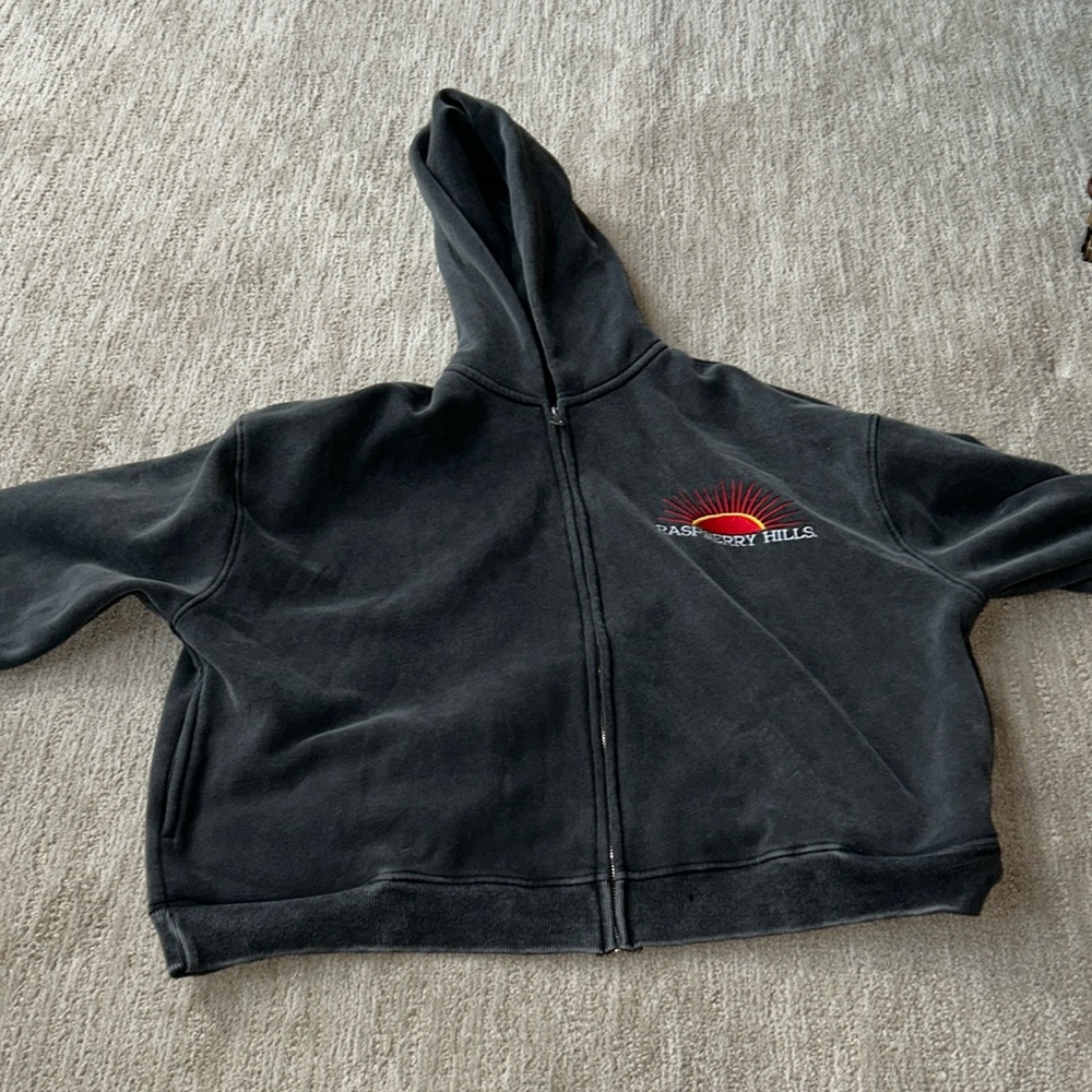 Raspberry Hills Hoodie/Sweatshirt